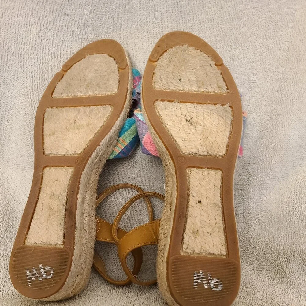 TALBOTS PAMELA TWIST PLAID ESPADRILLE WEDGES IN MADRAS PLAID